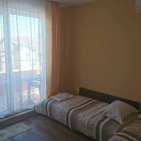 Guest house Radenkovi Sveti Vlas