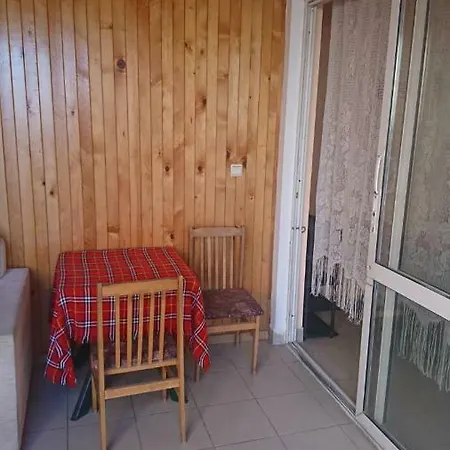 Radenkovi Πανσιόν