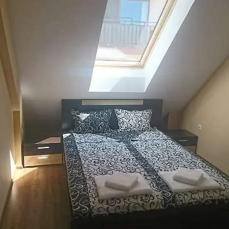 Πανσιόν Radenkovi